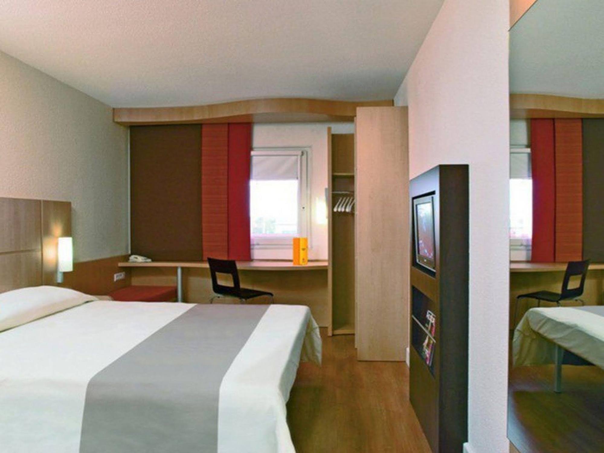 ไอบิส เชนหยาง ตีซิ Hotel เสิ่นหยาง ภายนอก รูปภาพ