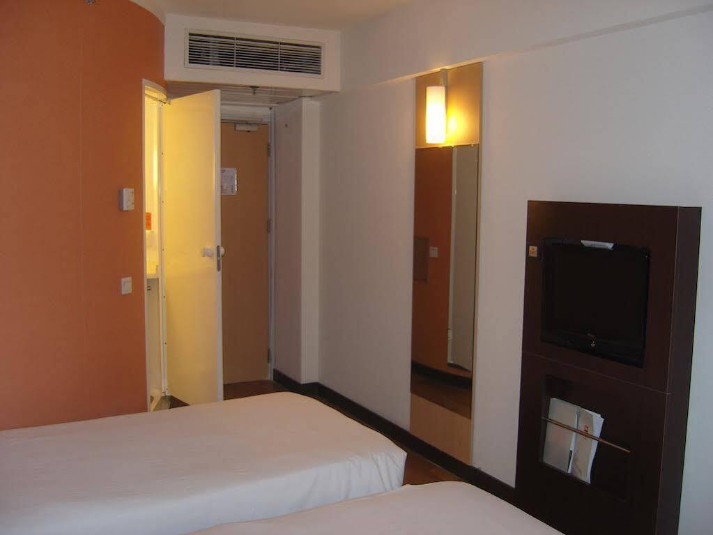 ไอบิส เชนหยาง ตีซิ Hotel เสิ่นหยาง ภายนอก รูปภาพ