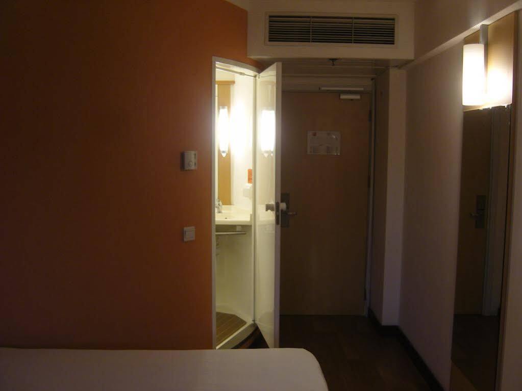 ไอบิส เชนหยาง ตีซิ Hotel เสิ่นหยาง ภายนอก รูปภาพ