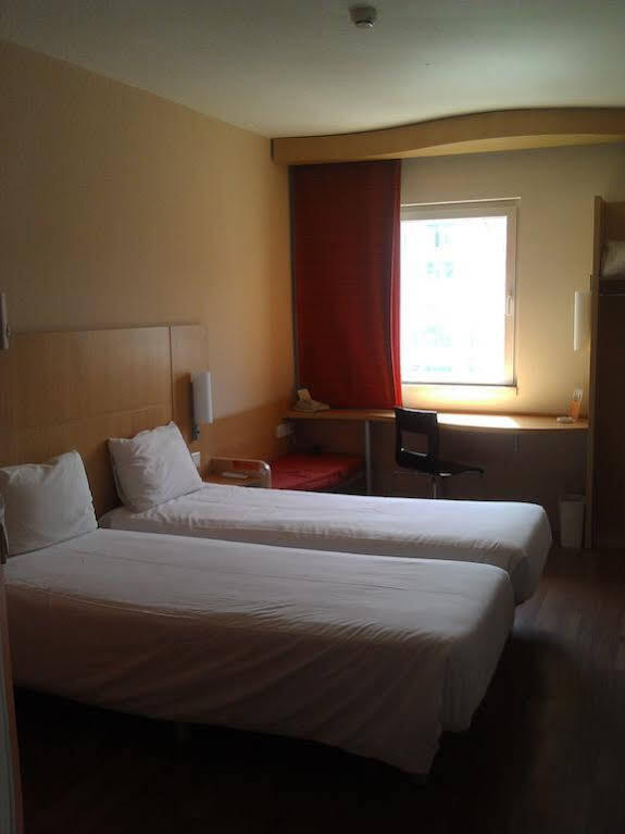 ไอบิส เชนหยาง ตีซิ Hotel เสิ่นหยาง ภายนอก รูปภาพ